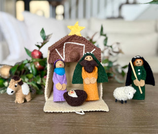 Felted Nativity Set with Stable